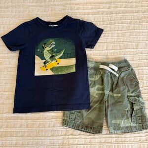 Tommy Bahama Carter’s Toddler Outfit Dinosaur Skateboard Tee Camo Shorts 2T